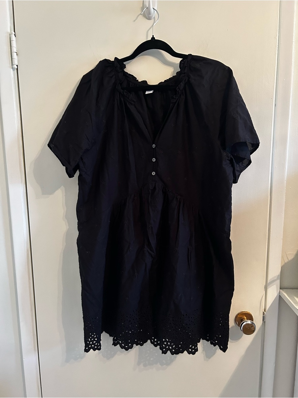 Black Eyelet Hem Short Sleeve Women's dress